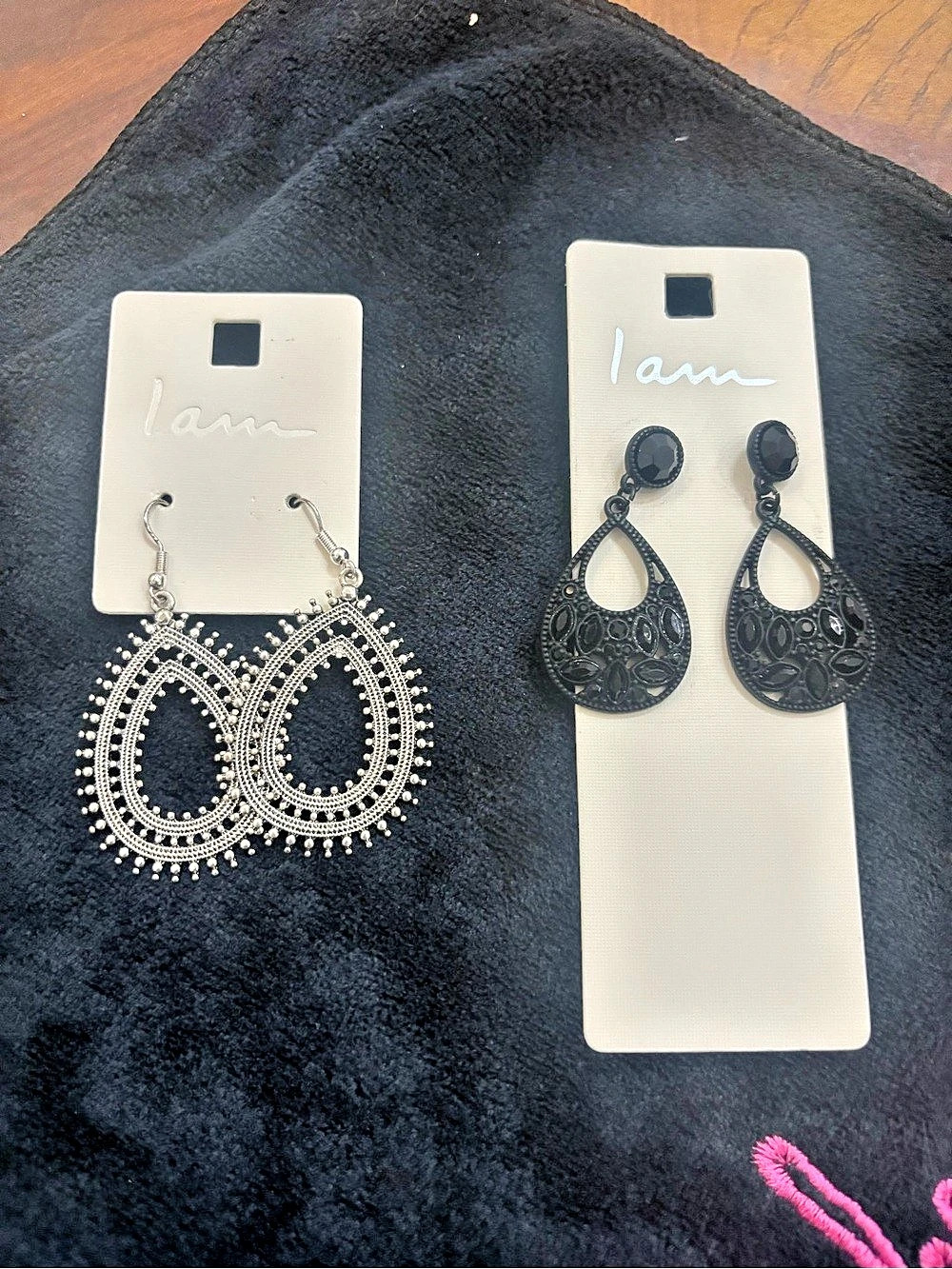 I am Two-Pair Teardrop Earrings in Silver & Black NWT